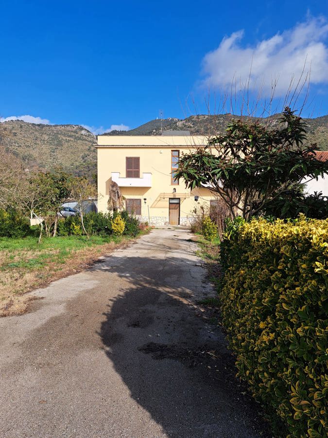 Foto 2 di 26 - Villa a schiera in vendita a Cassino