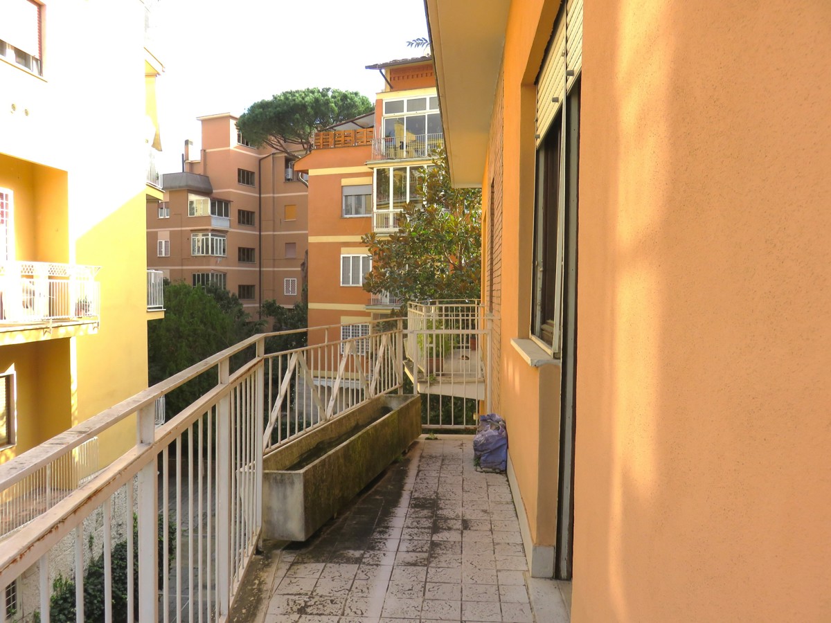 Foto 24 di 42 - Appartamento in vendita a Roma
