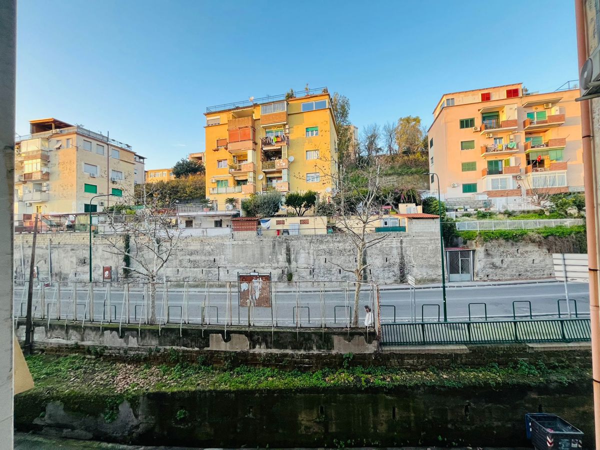 Foto 10 di 10 - Appartamento in vendita a Napoli