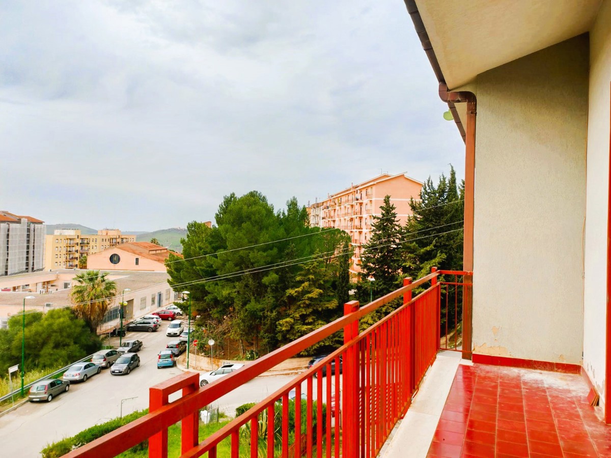 Foto 12 di 15 - Appartamento in vendita a Agrigento