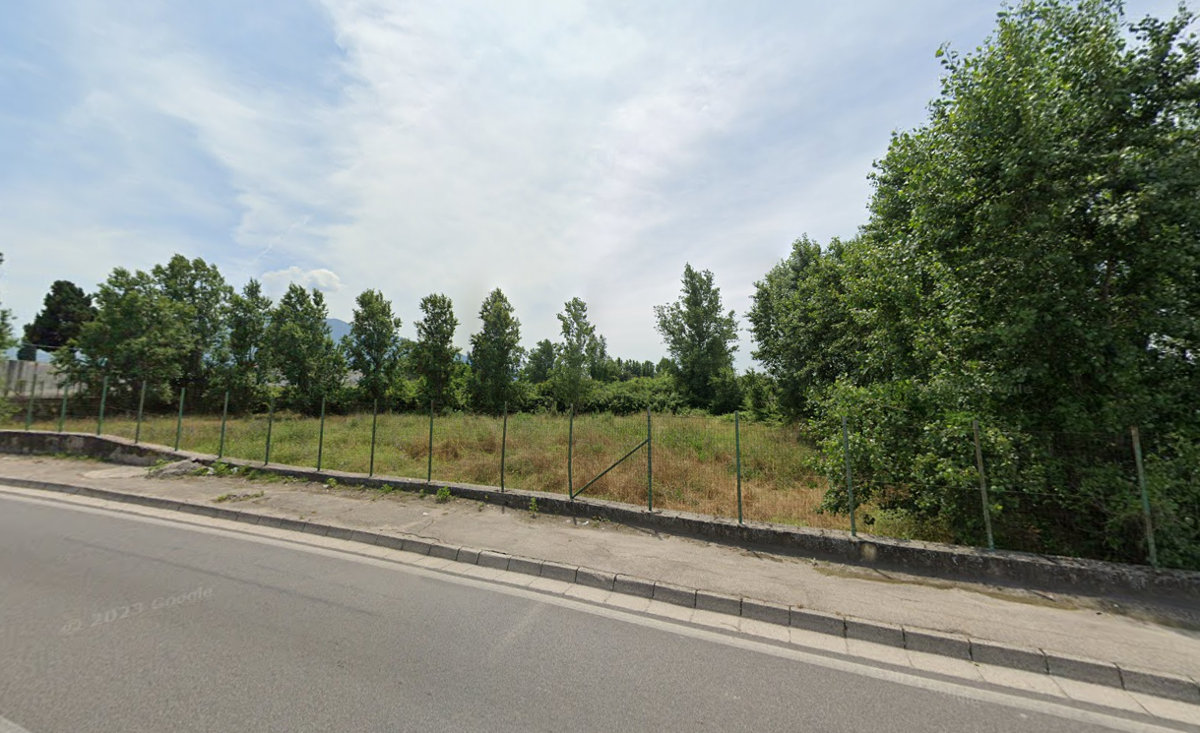Foto 1 di 6 - Terreno in vendita a Pomigliano d'Arco