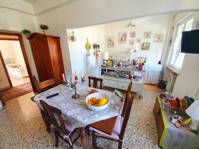 Foto 6 di 11 - Appartamento in vendita a Assisi