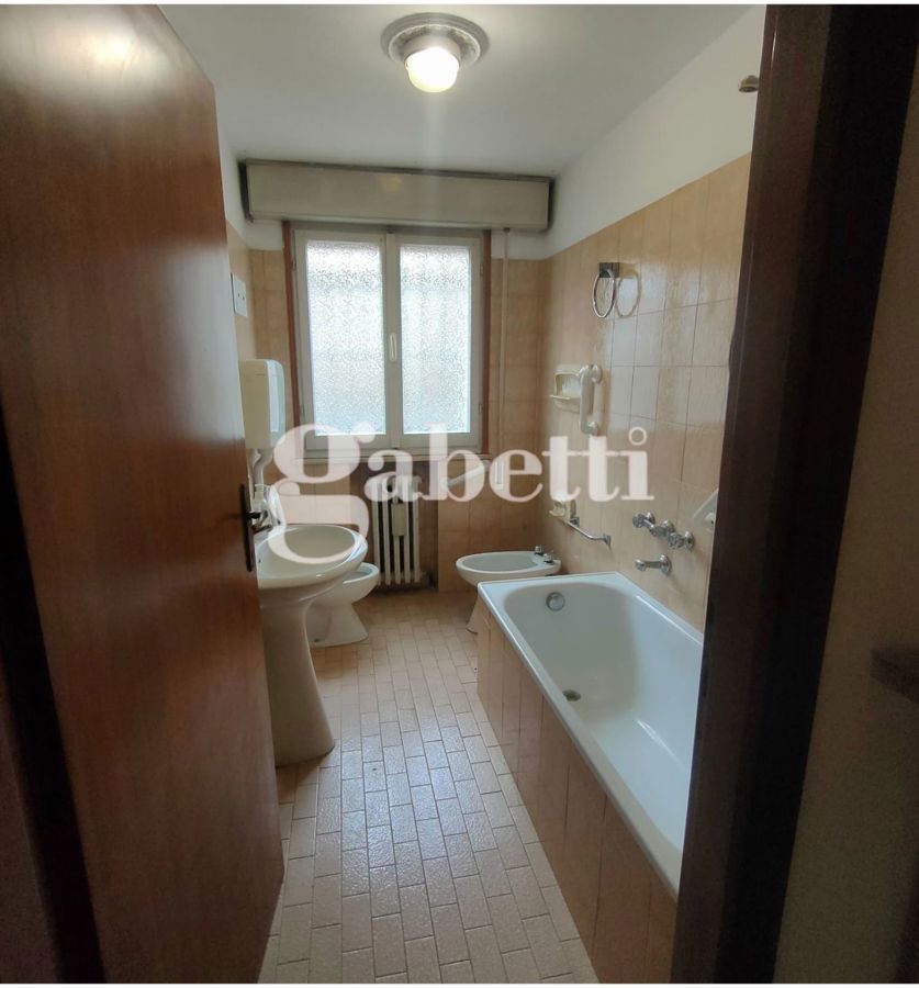 Foto 13 di 18 - Appartamento in vendita a Riccione
