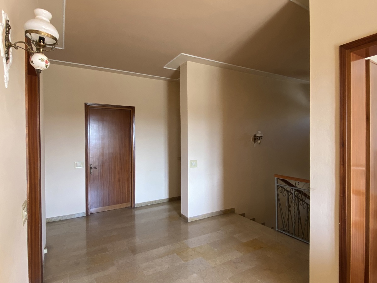 Foto 13 di 21 - Casa indipendente in vendita a Villa Estense