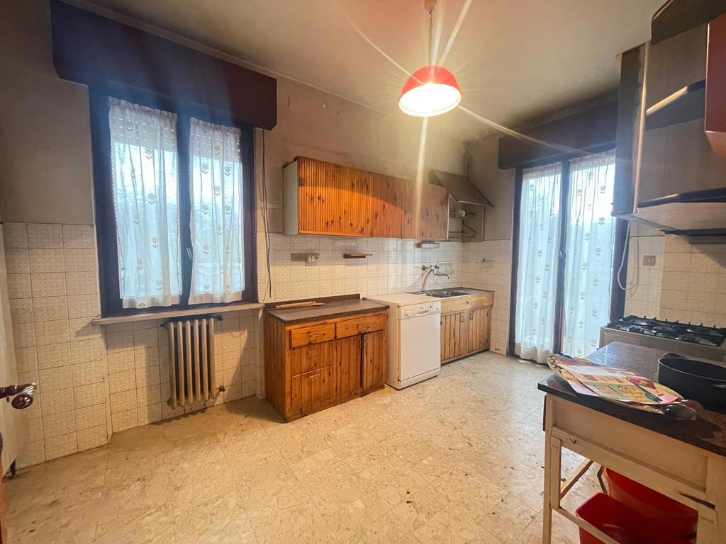 Foto 3 di 7 - Appartamento in vendita a Foligno