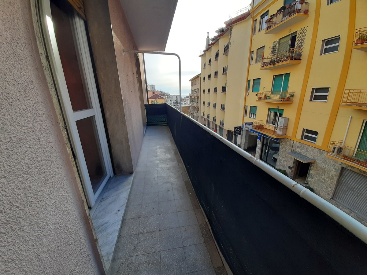 Foto 18 di 23 - Appartamento in vendita a Sanremo