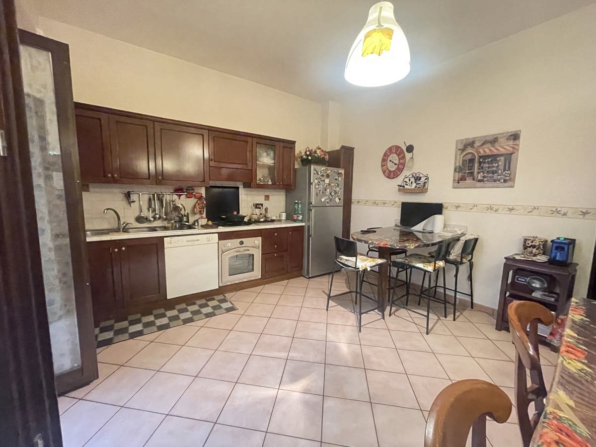 Foto 3 di 14 - Appartamento in vendita a Foligno