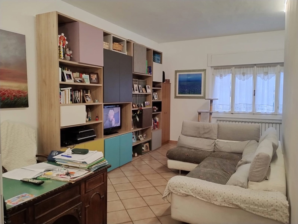 Foto 2 di 14 - Appartamento in vendita a Foligno