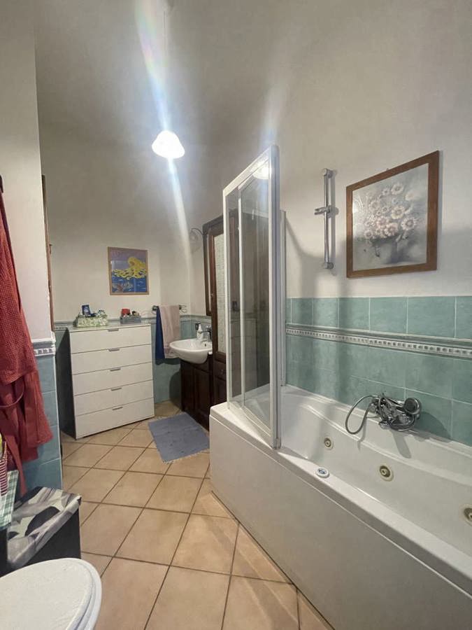 Foto 11 di 14 - Appartamento in vendita a Foligno