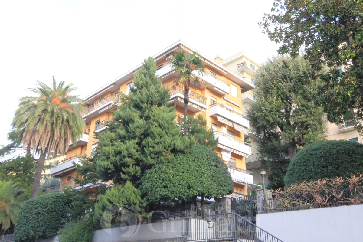 Foto 3 di 23 - Appartamento in vendita a Genova