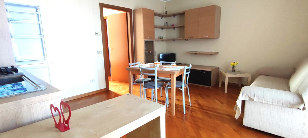 Foto 3 di 12 - Appartamento in vendita a Vidigulfo