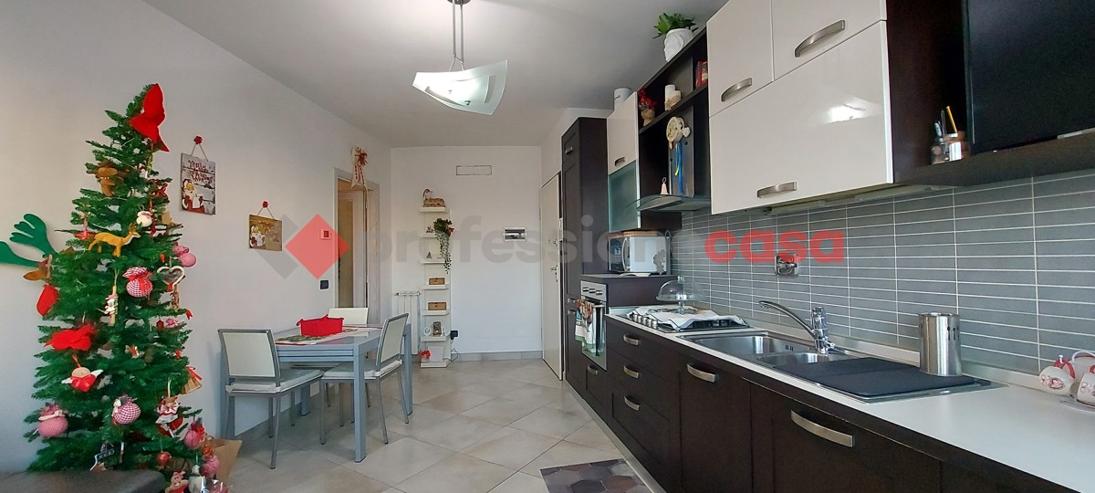Foto 2 di 19 - Appartamento in vendita a Siena