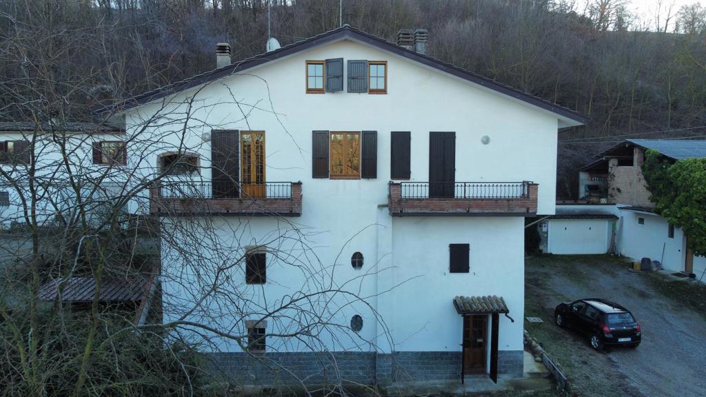 Foto 19 di 31 - Villa in vendita a Gropparello