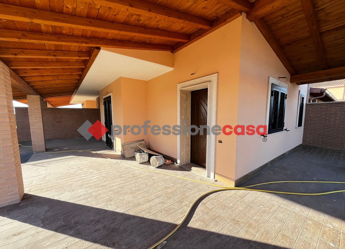 Foto 15 di 49 - Villa in vendita a Pomezia