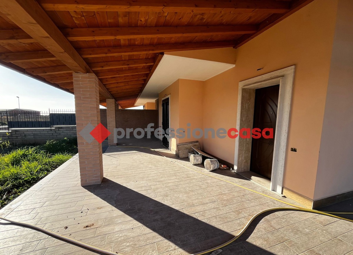 Foto 43 di 49 - Villa in vendita a Pomezia