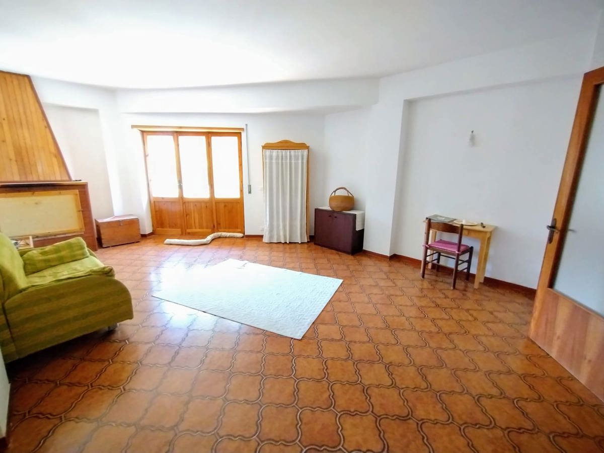 Foto 2 di 22 - Appartamento in vendita a Tagliacozzo