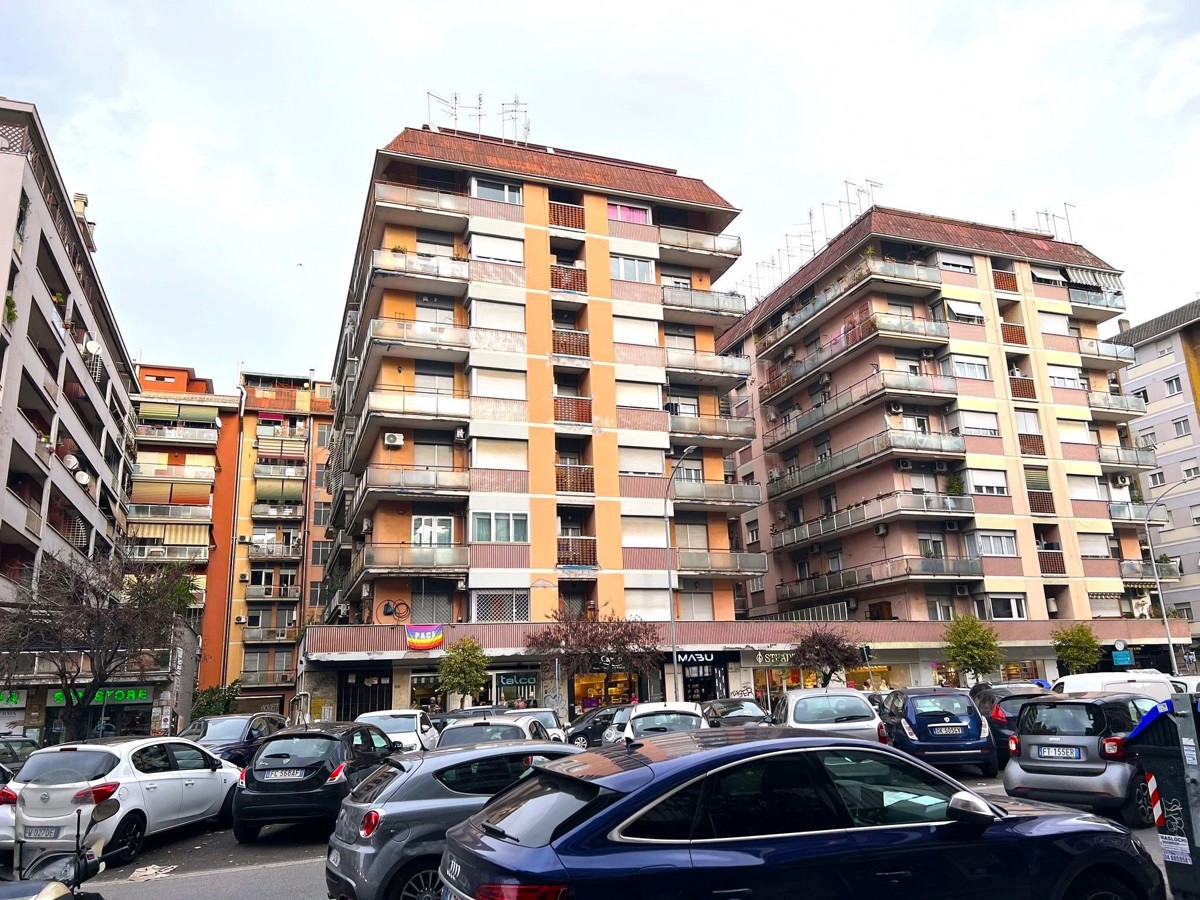 Foto 2 di 14 - Appartamento in vendita a Roma
