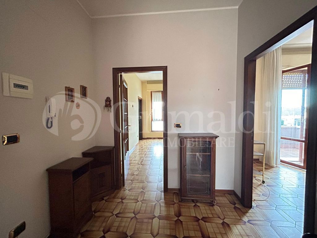 Foto 2 di 38 - Appartamento in vendita a Jesi