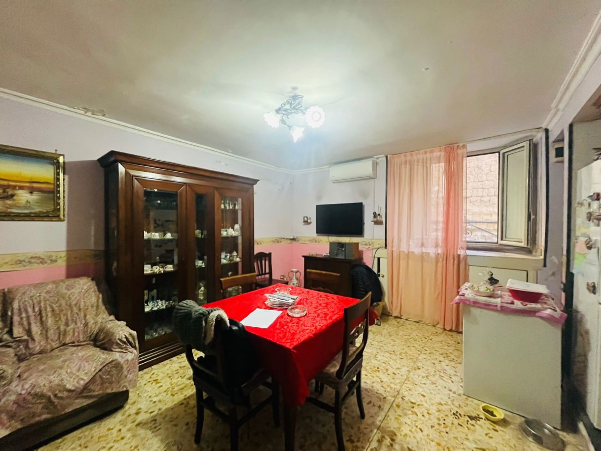 Foto 2 di 11 - Appartamento in vendita a Napoli