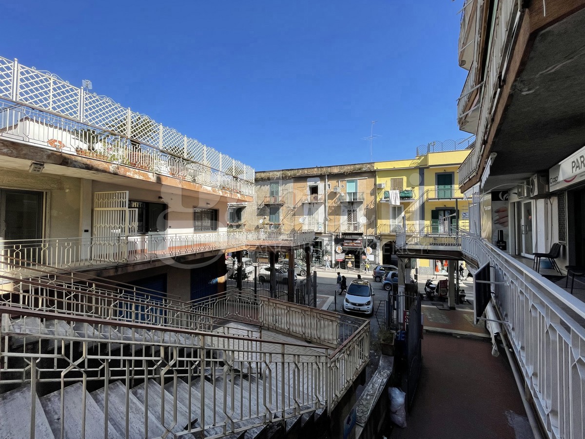 Foto 10 di 14 - Negozio in affitto a Marano di Napoli