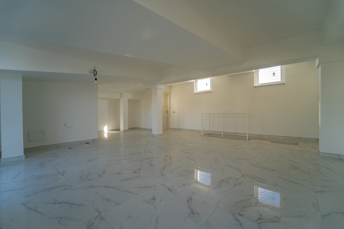 Foto 2 di 24 - Appartamento in vendita a Frattamaggiore