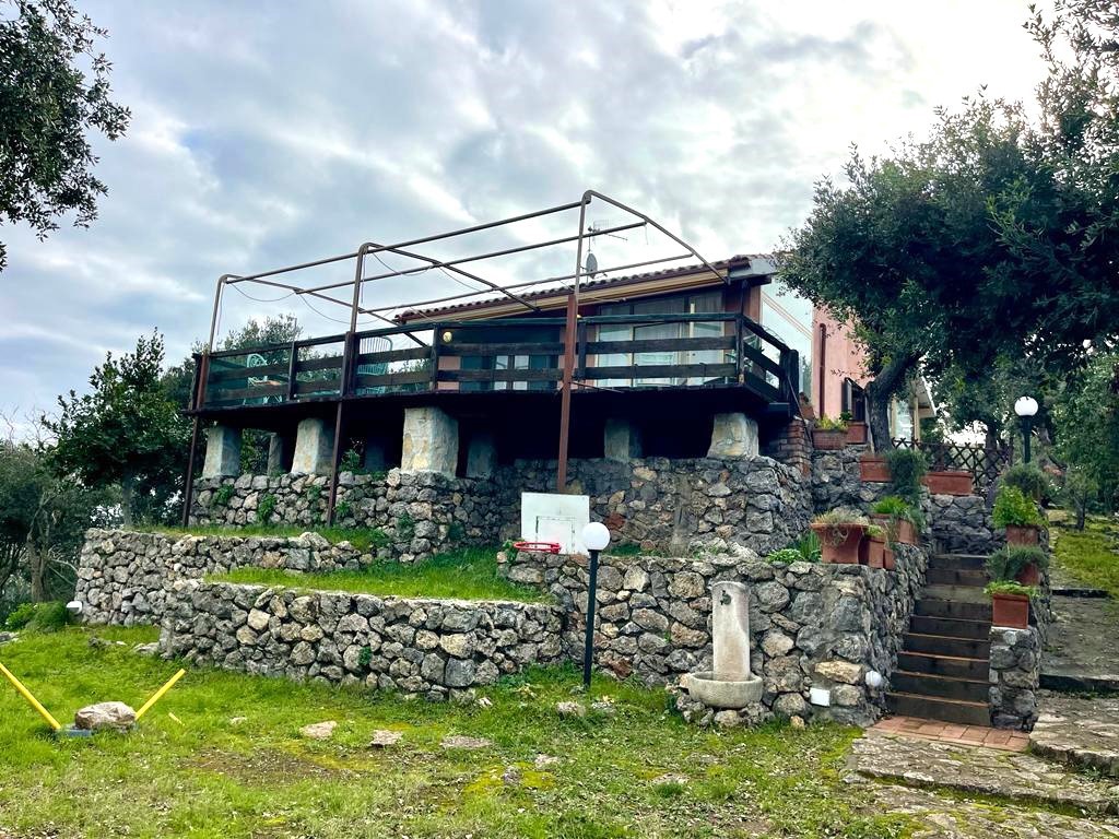 Foto 2 di 41 - Villa in vendita a Orbetello