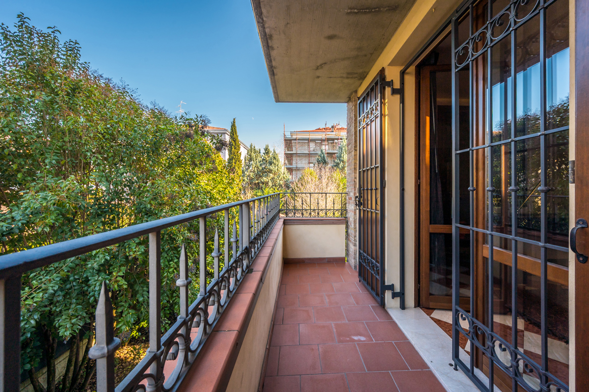 Foto 31 di 39 - Appartamento in vendita a Modena