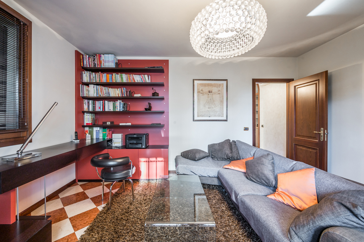 Foto 30 di 39 - Appartamento in vendita a Modena