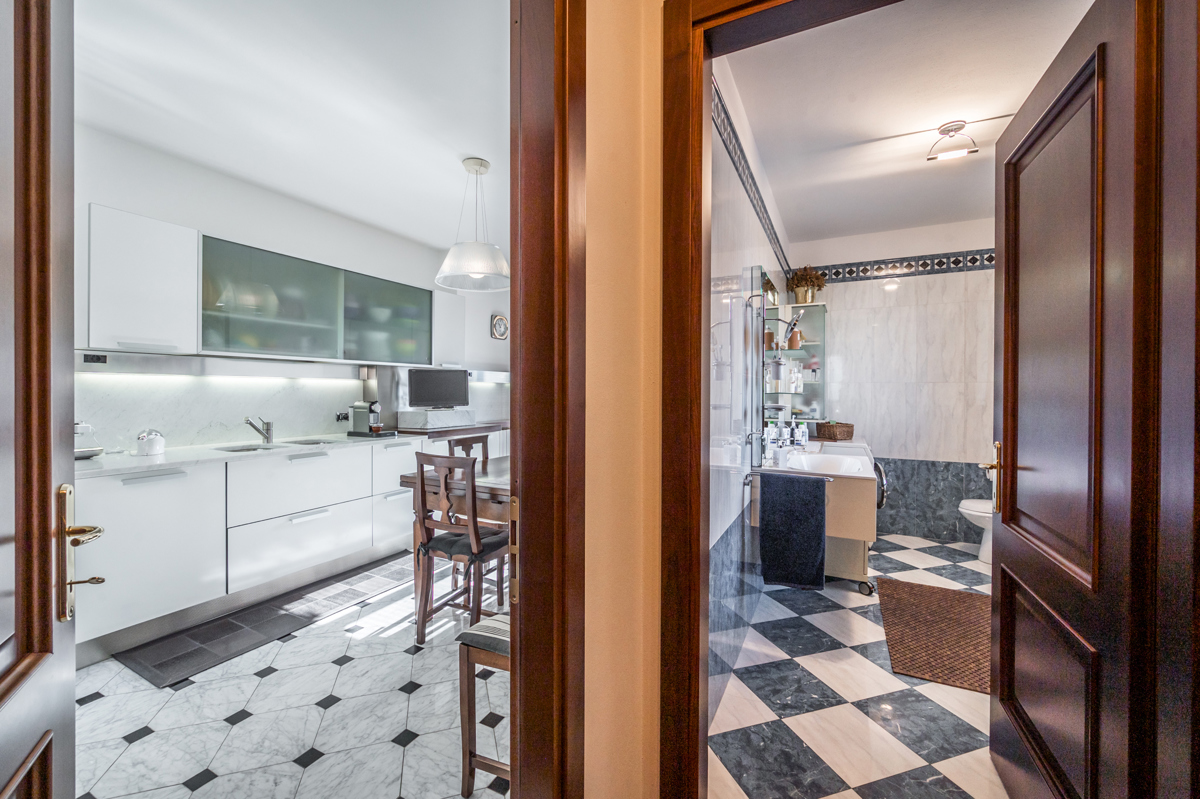 Foto 8 di 39 - Appartamento in vendita a Modena