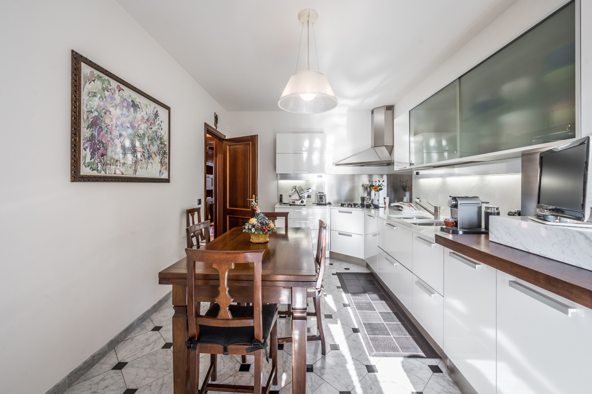Foto 12 di 39 - Appartamento in vendita a Modena