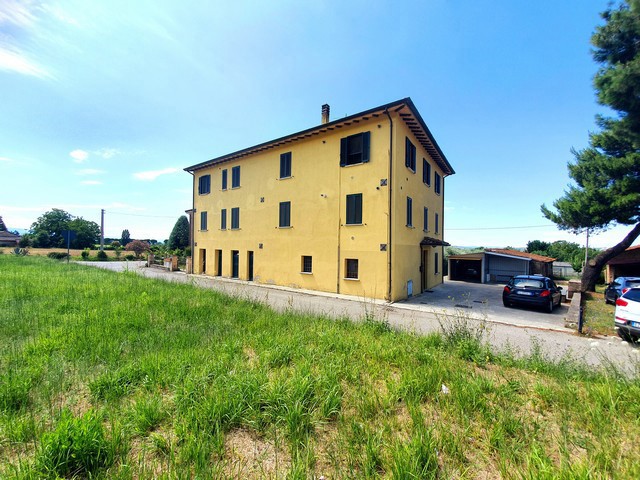 Foto 4 di 19 - Appartamento in vendita a Assisi