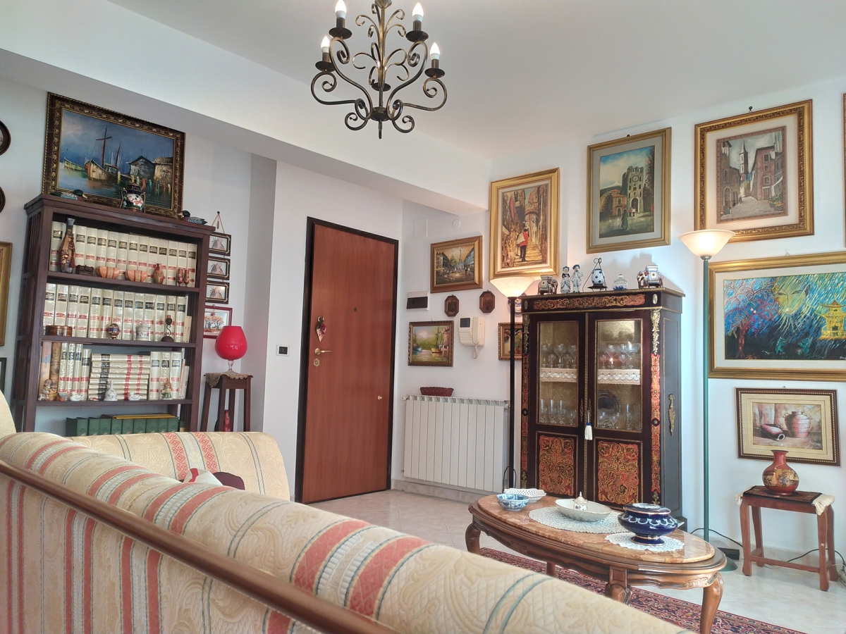 Foto 24 di 36 - Appartamento in vendita a Messina