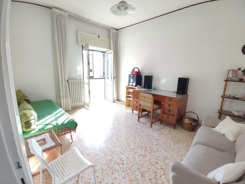 Foto 18 di 24 - Appartamento in vendita a Napoli
