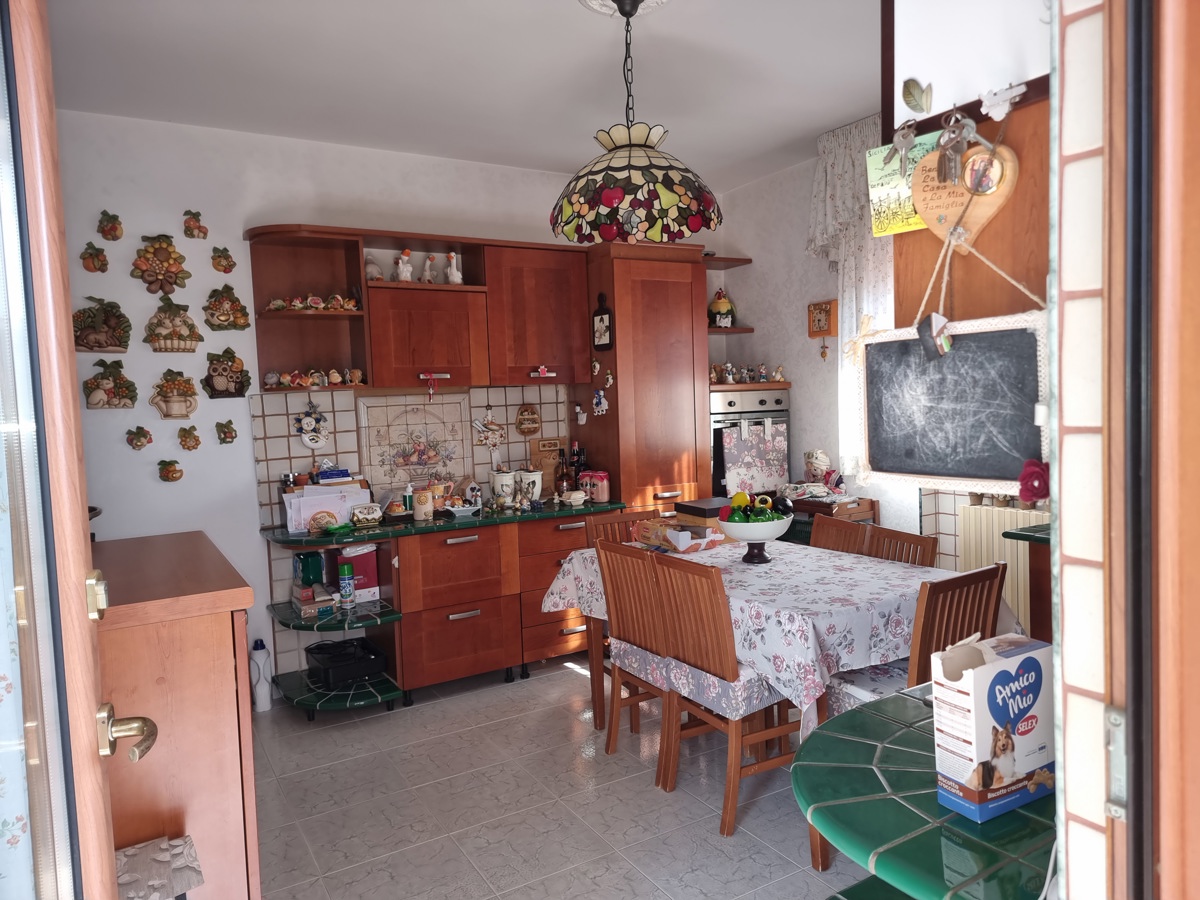Foto 4 di 14 - Villa a schiera in vendita a Taranto
