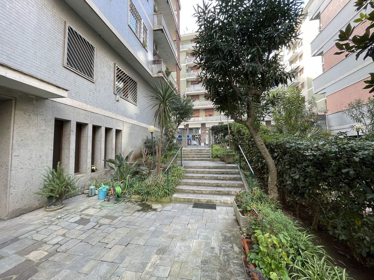 Foto 29 di 35 - Appartamento in vendita a Roma