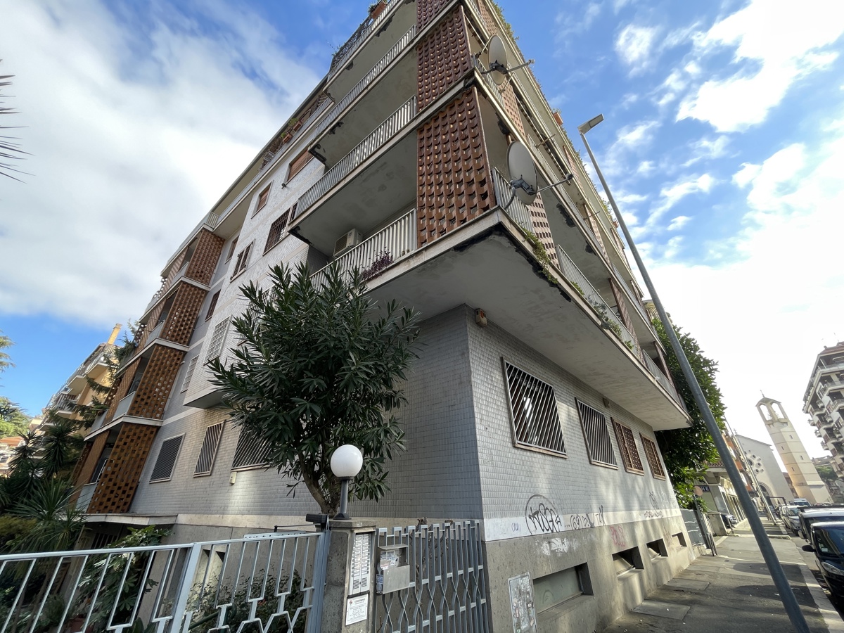 Foto 34 di 35 - Appartamento in vendita a Roma