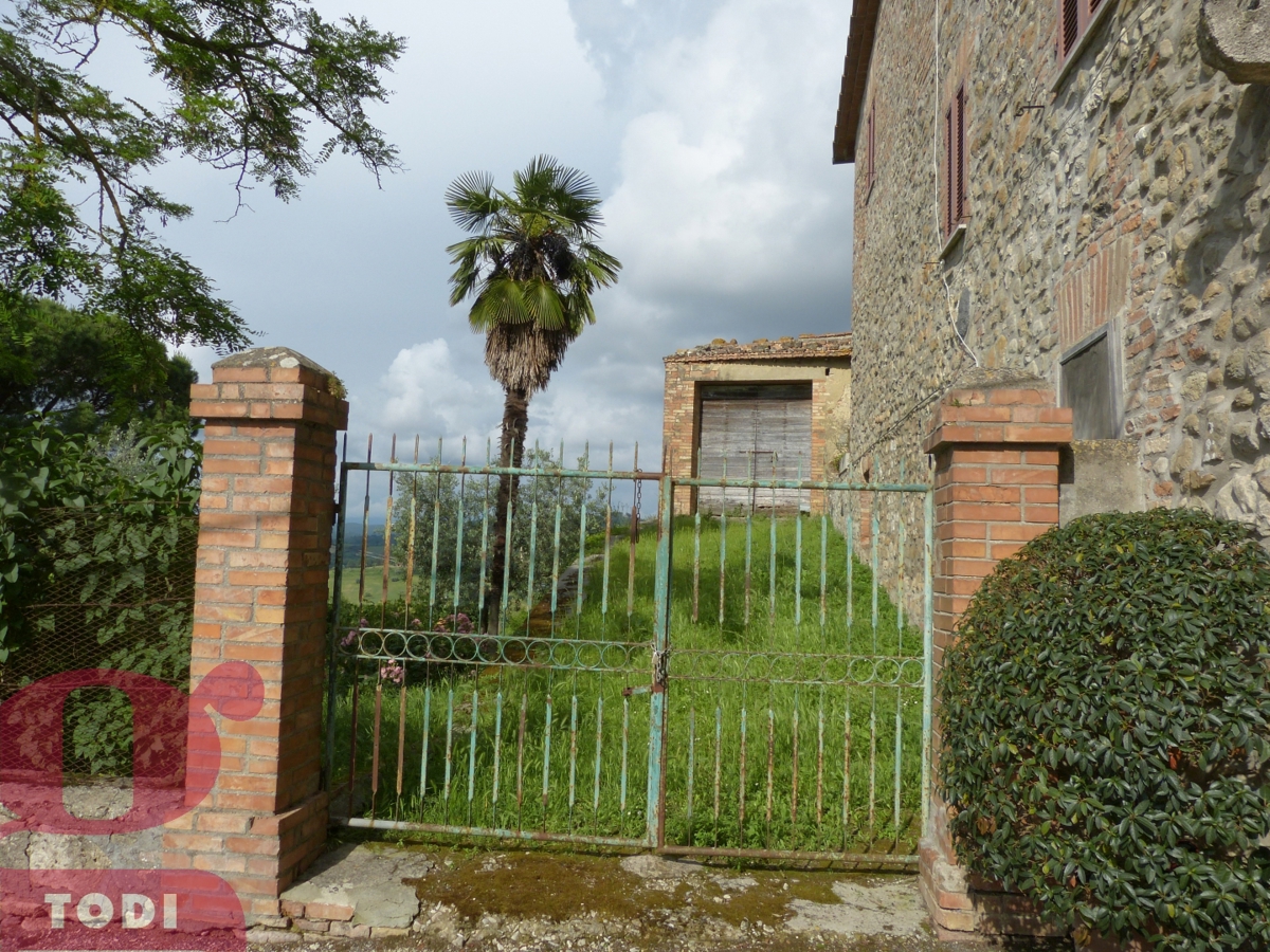 Foto 2 di 28 - Villa a schiera in vendita a Collazzone