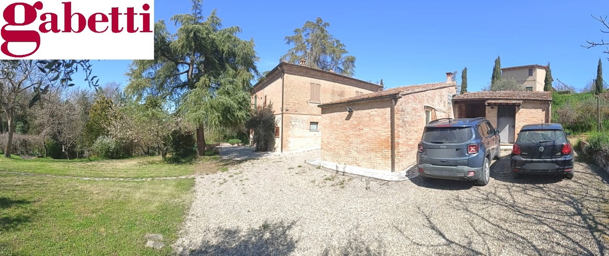 Foto 30 di 34 - Casa indipendente in vendita a Montalcino