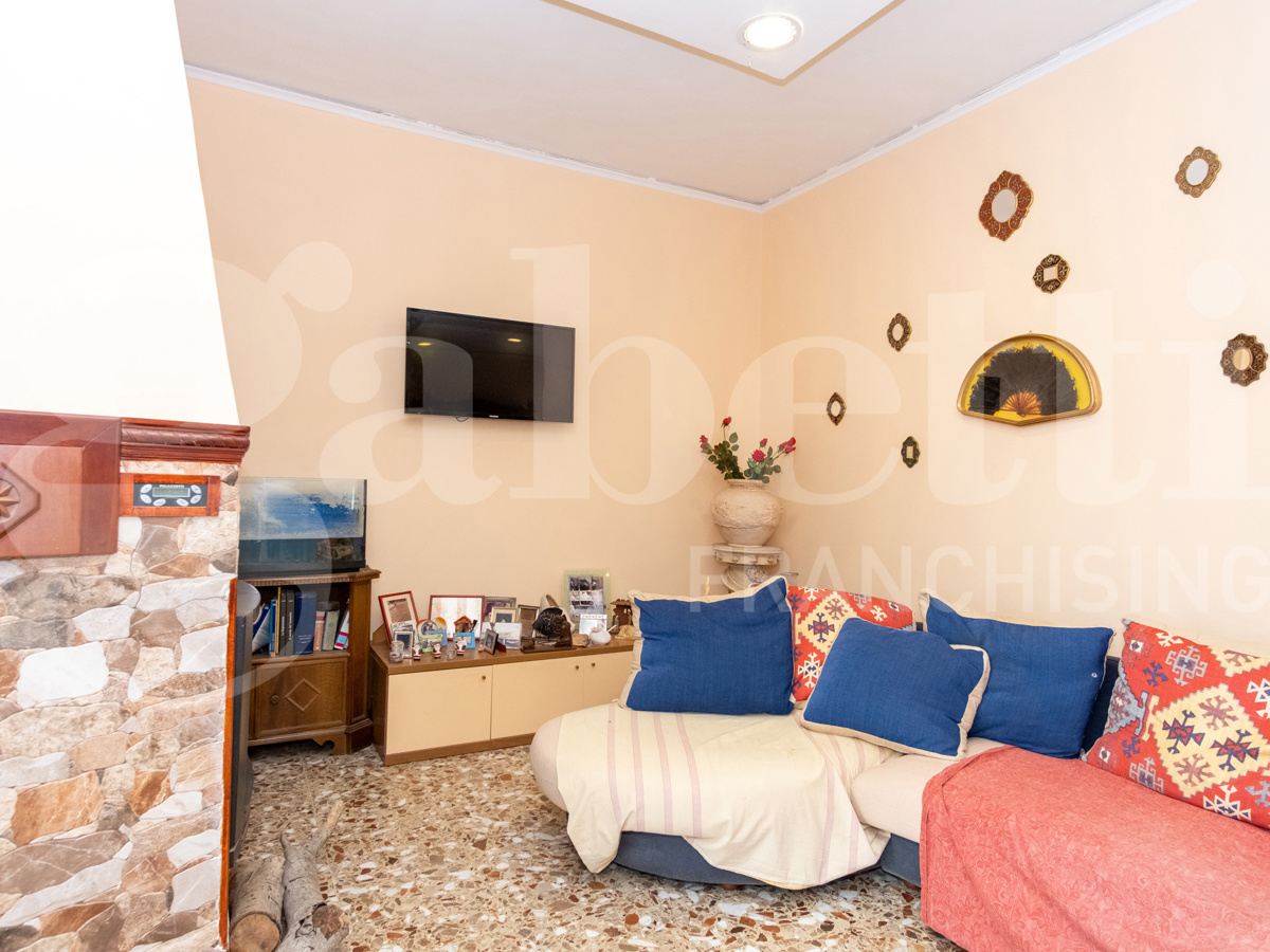 Foto 8 di 27 - Appartamento in vendita a Napoli
