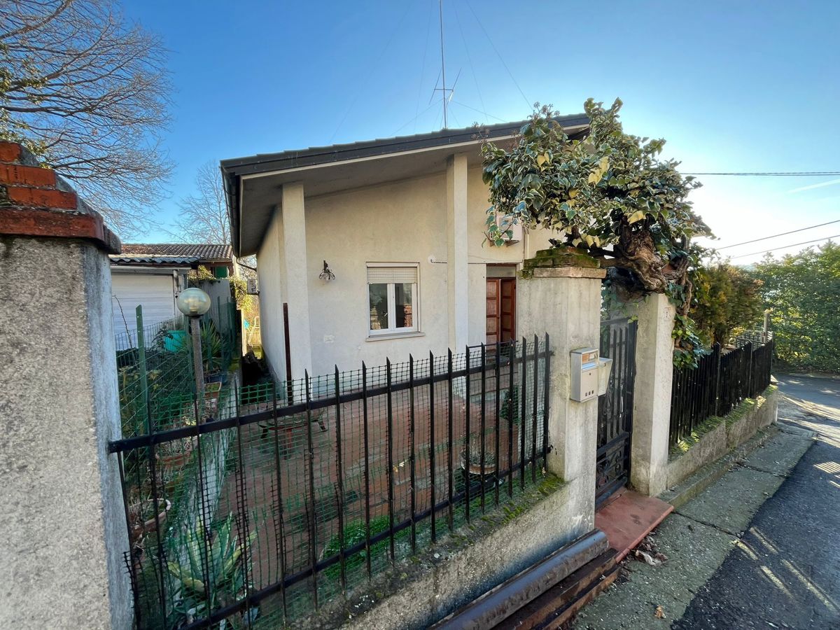 Foto 3 di 15 - Villa in vendita a Rovescala
