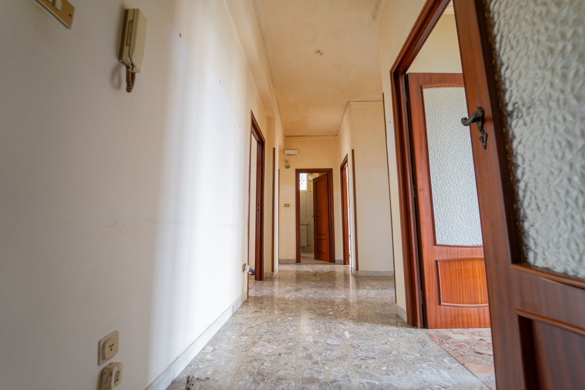 Foto 3 di 23 - Appartamento in vendita a Giugliano in Campania