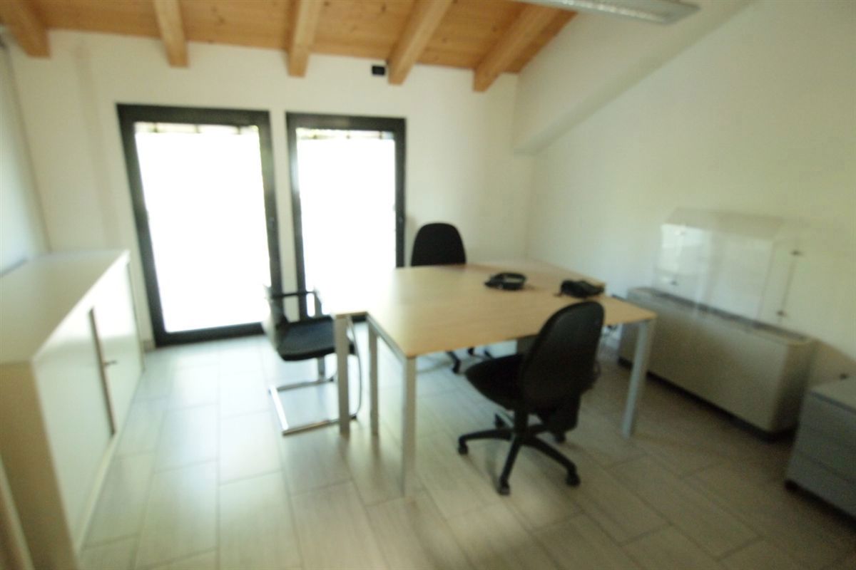 Foto 5 di 16 - Ufficio in affitto a Verona