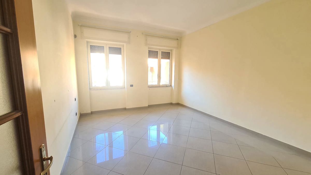 Foto 21 di 21 - Appartamento in vendita a Napoli