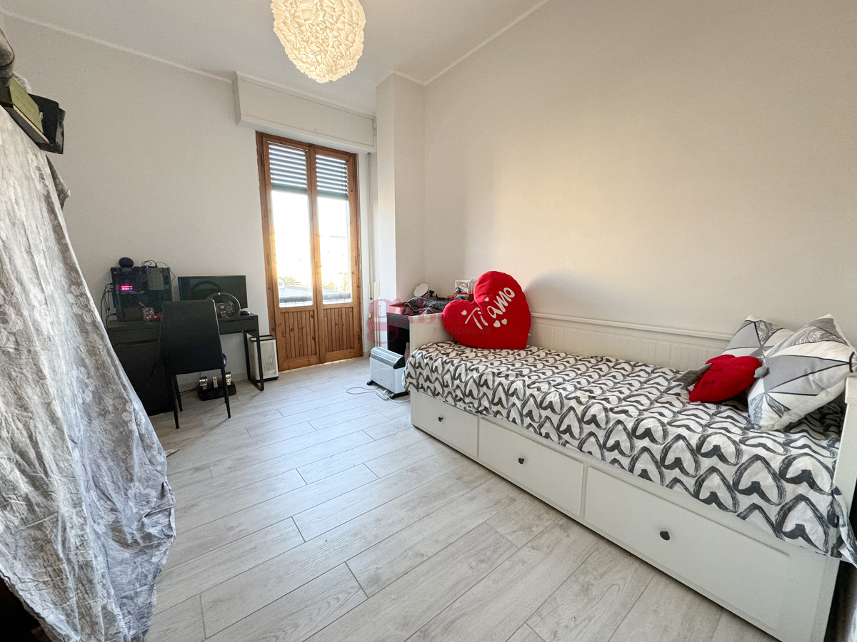 Foto 20 di 32 - Appartamento in vendita a Firenze
