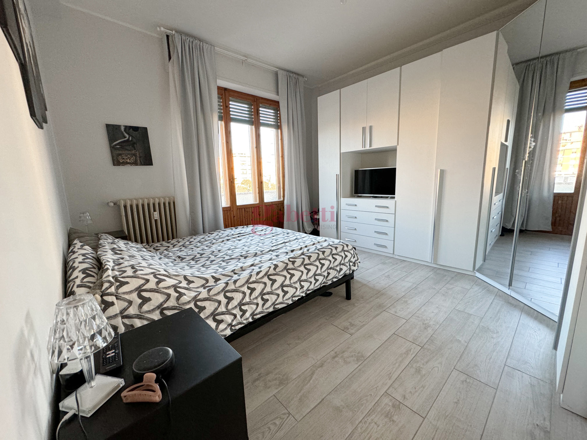 Foto 28 di 32 - Appartamento in vendita a Firenze