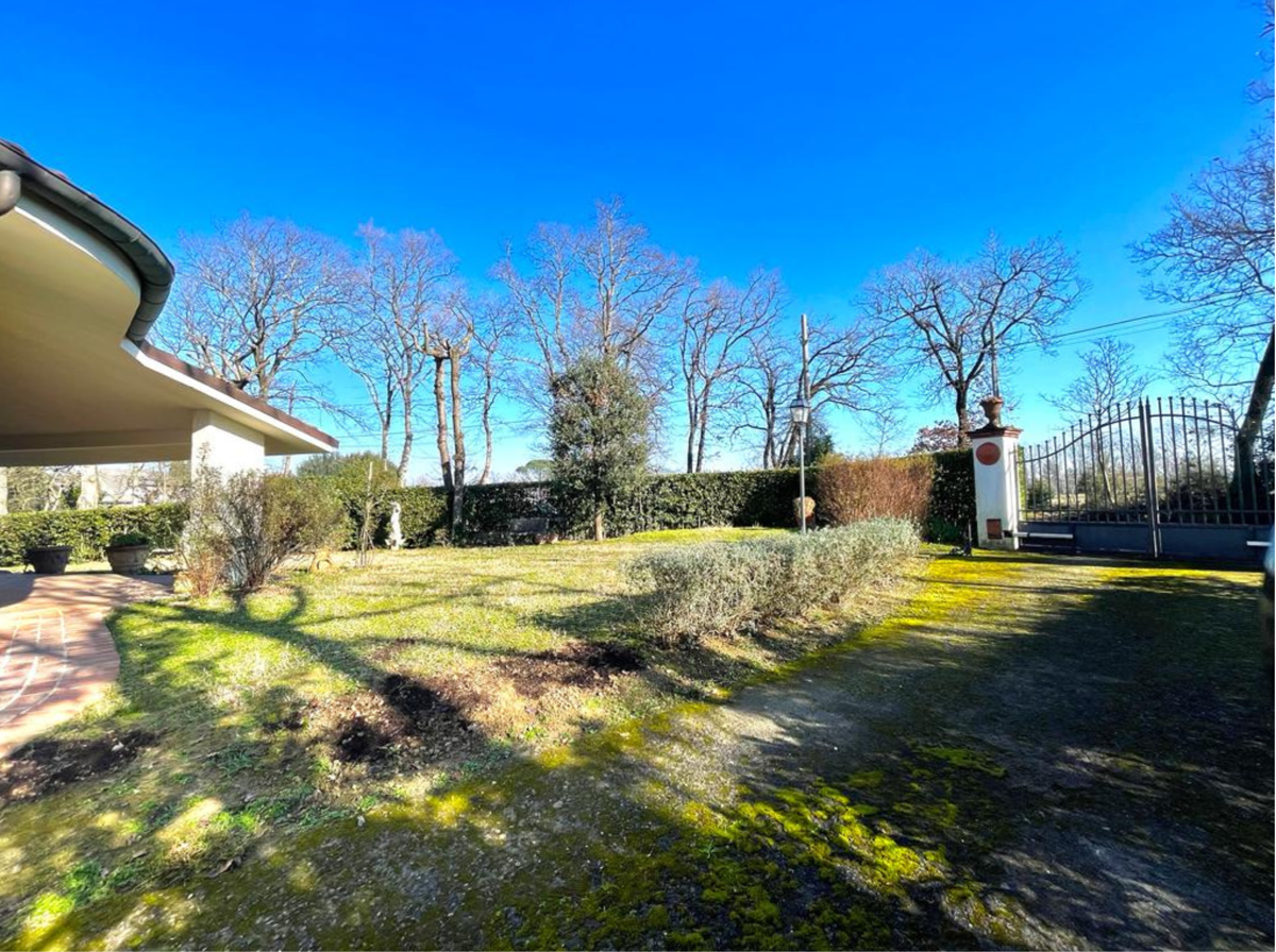 Foto 6 di 27 - Villa in vendita a Bientina