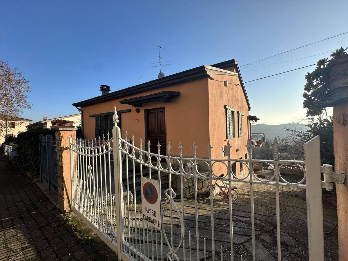 Foto 4 di 16 - Villa in vendita a Castana