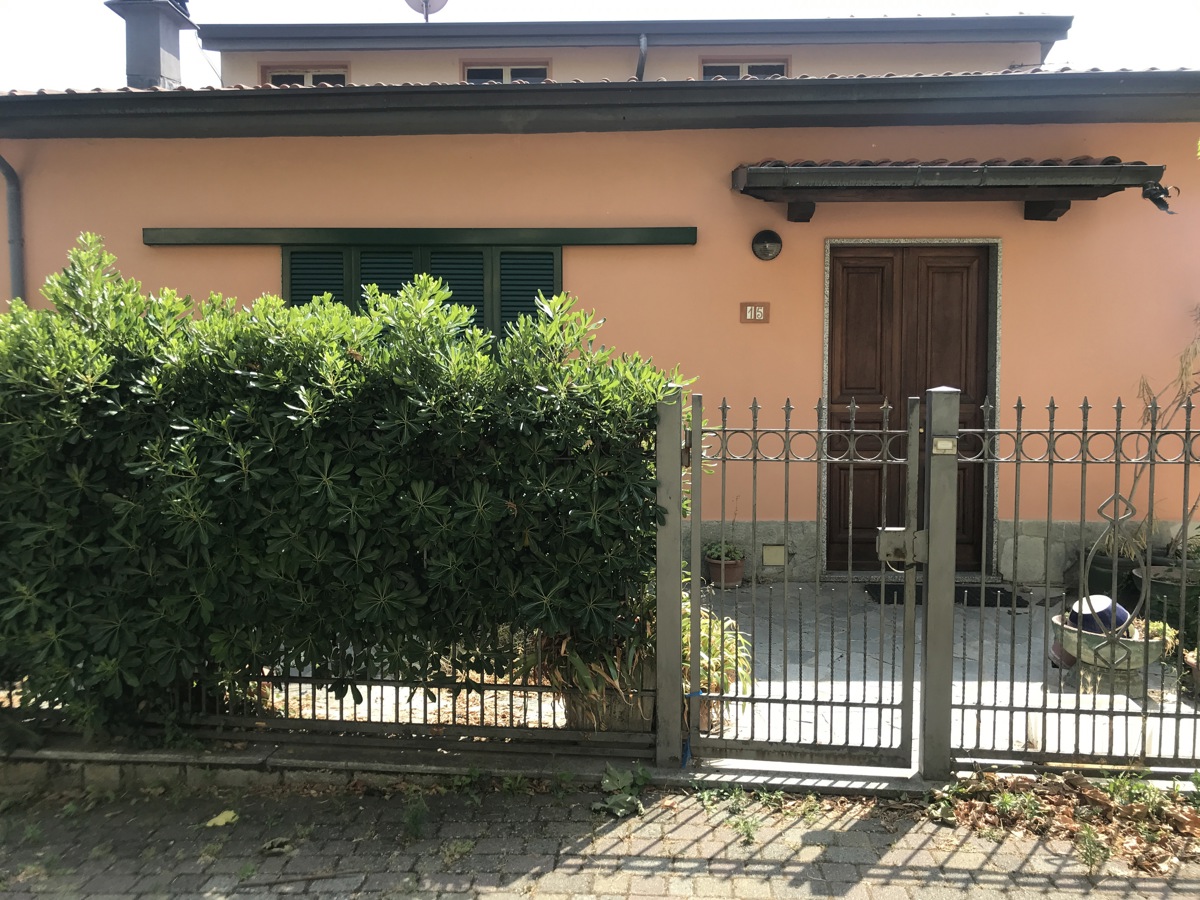 Foto 5 di 16 - Villa in vendita a Castana