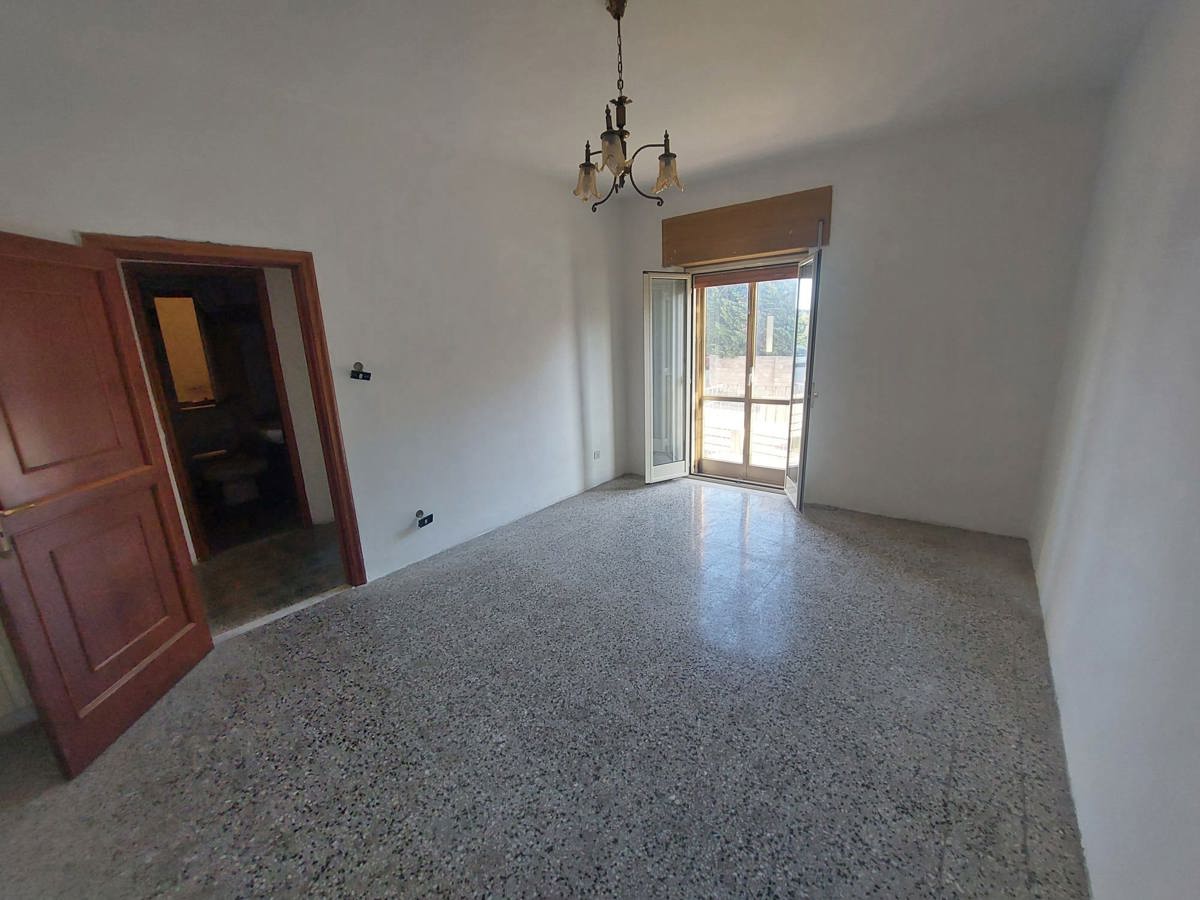 Foto 1 di 17 - Appartamento in vendita a Catanzaro