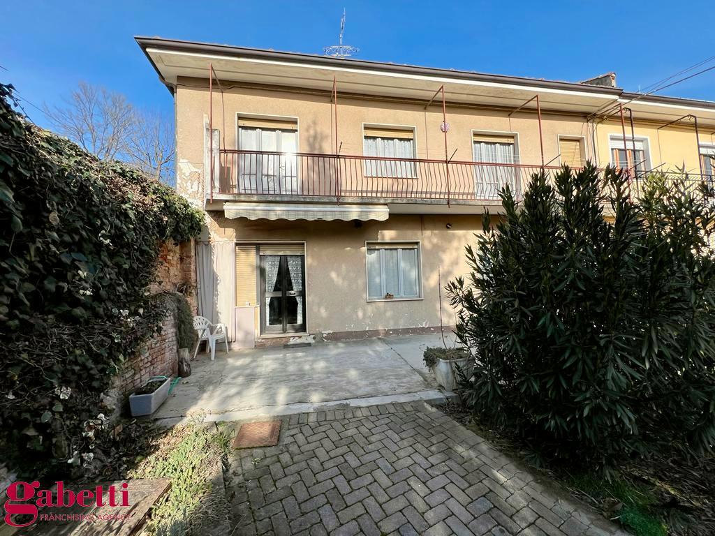 Foto 4 di 41 - Casa indipendente in vendita a Santa Vittoria d'Alba